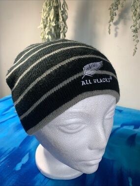 All Blacks New Zealand Rugby Black & Gray Striped Beanie Hat